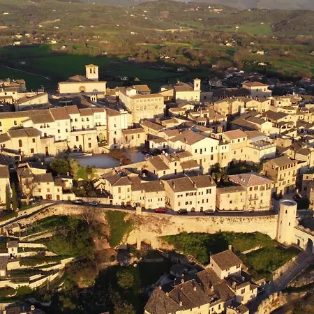 Perla Spello